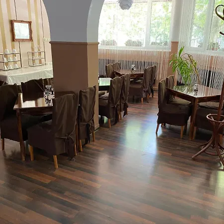 Bed and breakfast Belvárosi Panzió