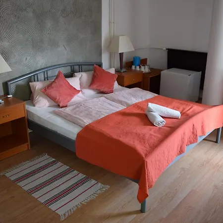 Bed & Breakfast Belvarosi Panzio 4*