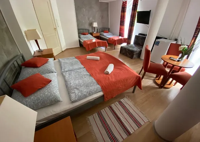 Belvárosi Panzió Bed & Breakfast Siófok